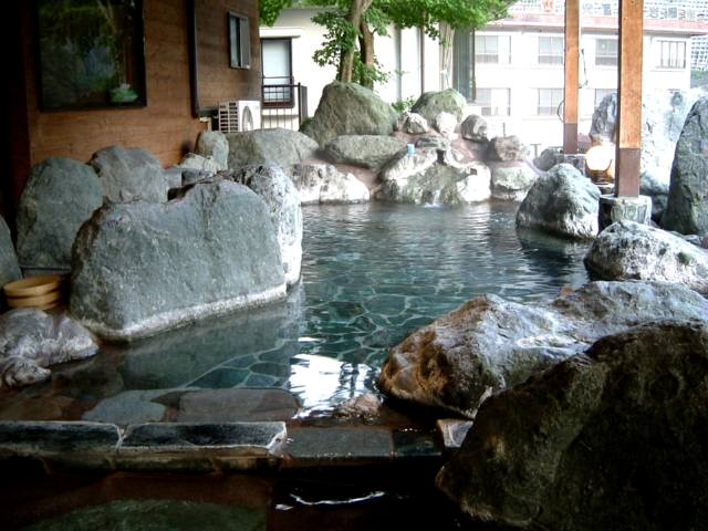 芦安温泉 岩園館